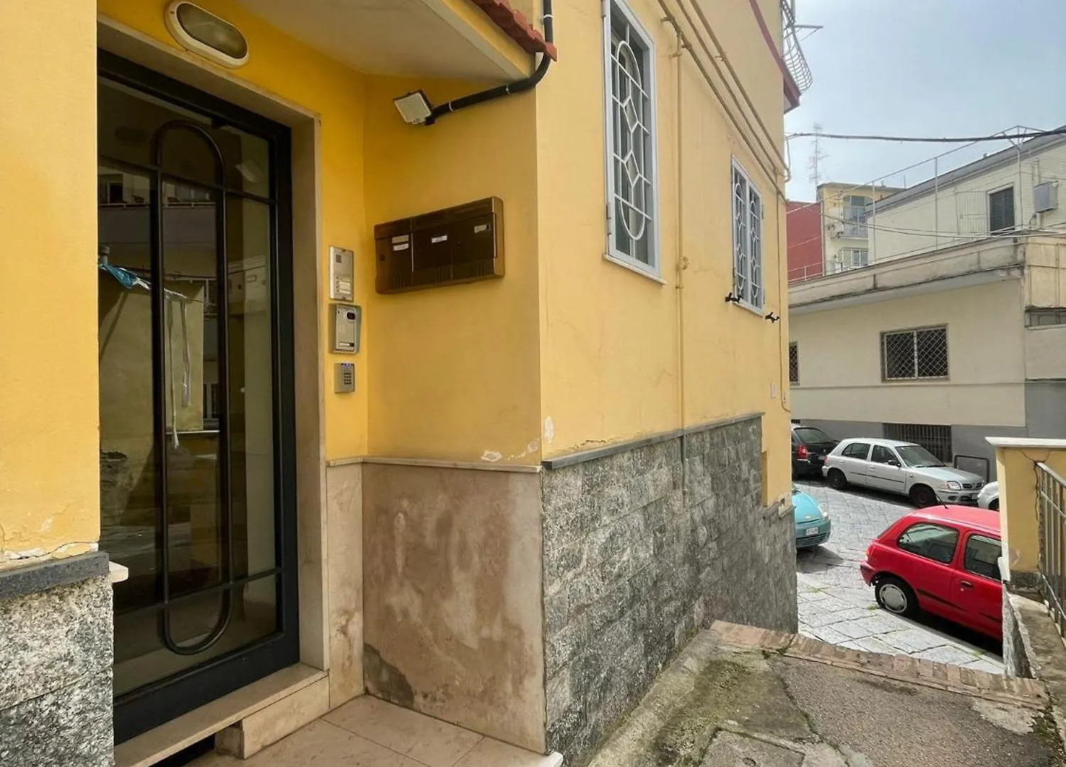 Caseia Naples 0*,  Italy